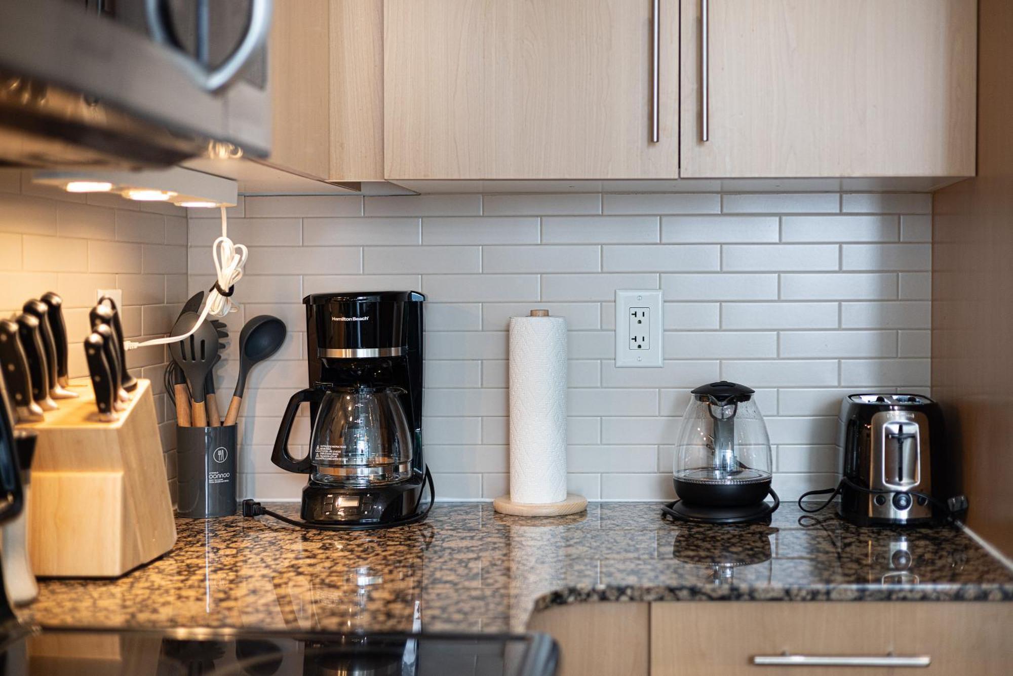Newly Renovated Cozy Condo/Union Station Toronto Ngoại thất bức ảnh